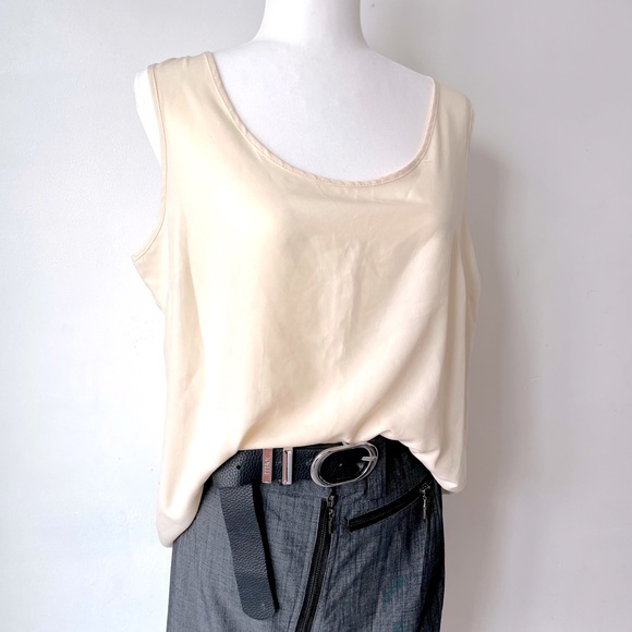 Vintage cream tank top - Picture 1 of 6